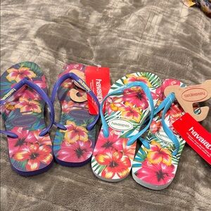 Havaianas Floral Flip Flops - Purple and Blue